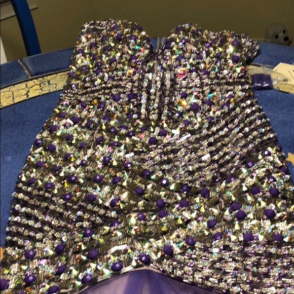 Party time Prom 6428 Size 2 - Picture 2 of 6